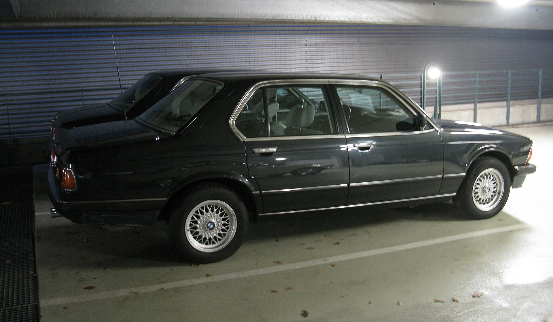 BMW E23 745i Turbo, BMW Klassiker