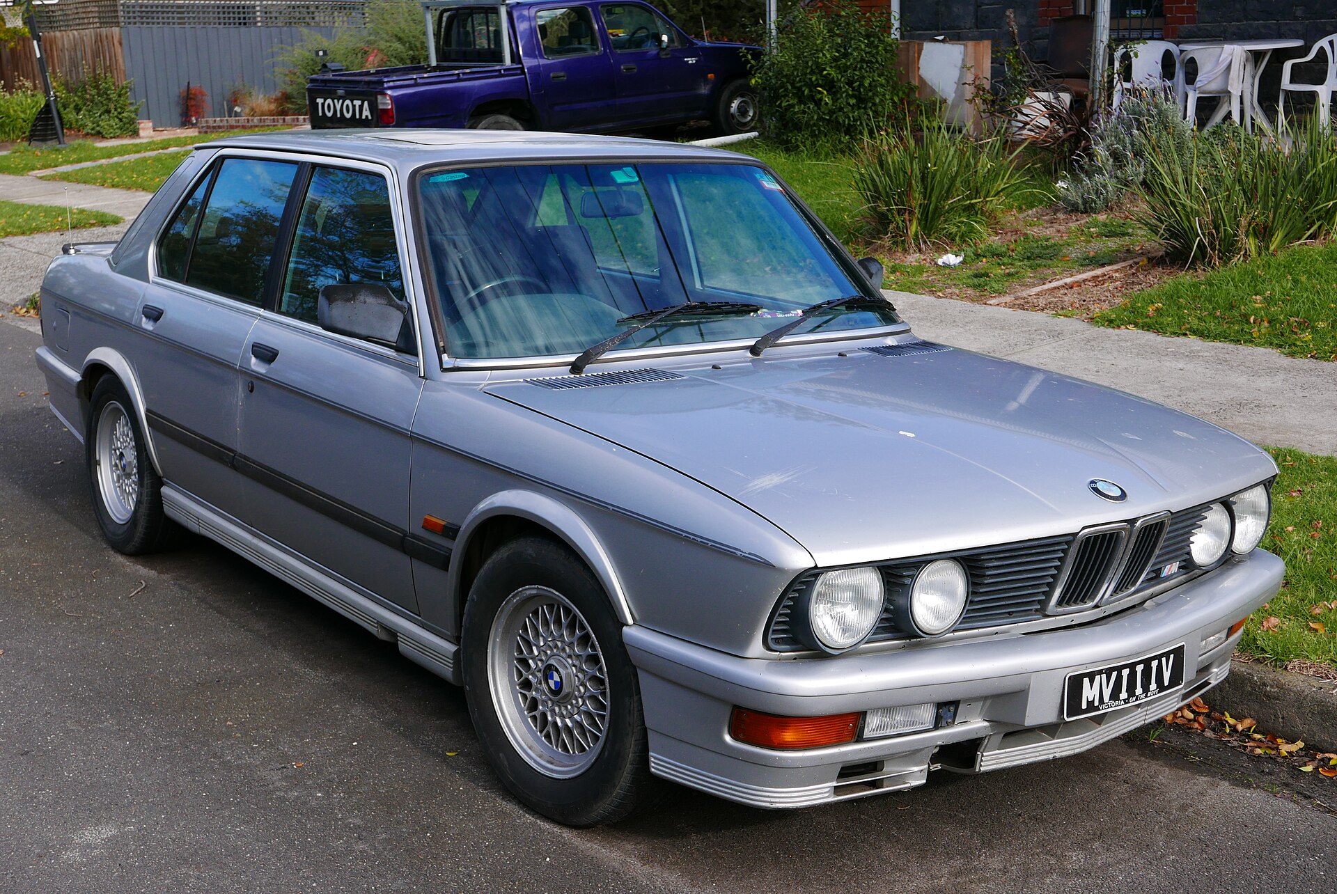 BMW E28 M535i, BMW Klassiker