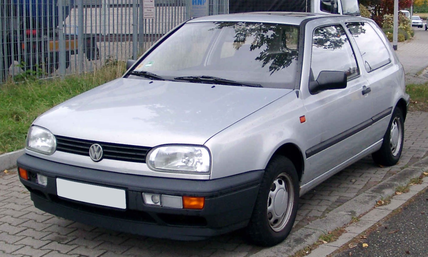 VW Golf III in klassischer 90er-Jahre-Aufnahme